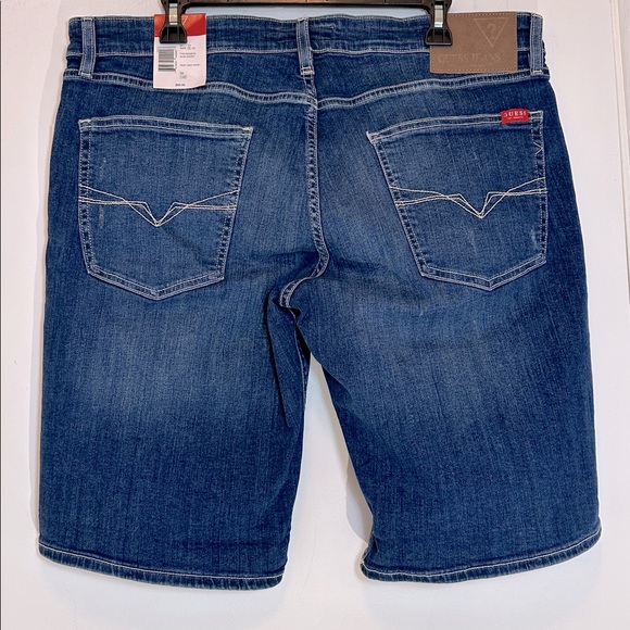 GUESS Slim-Fit Cotton Stretch Denim Blue Jean Shorts 36 waist NWT - Picture 6 of 9